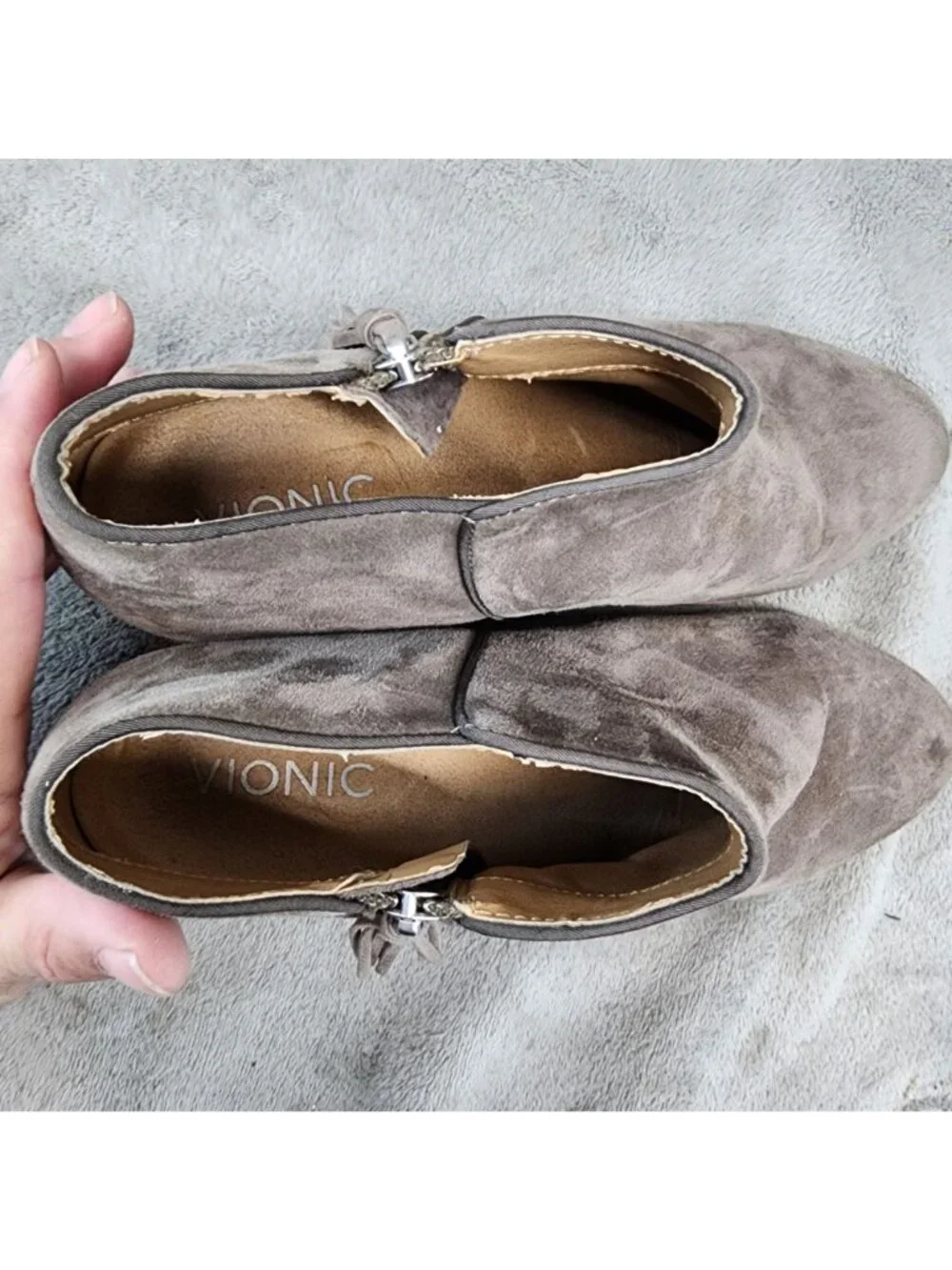 Vionic Shoes Womens Size 8.5 Serena Taupe Brown Suede Ankle Boots *Read*